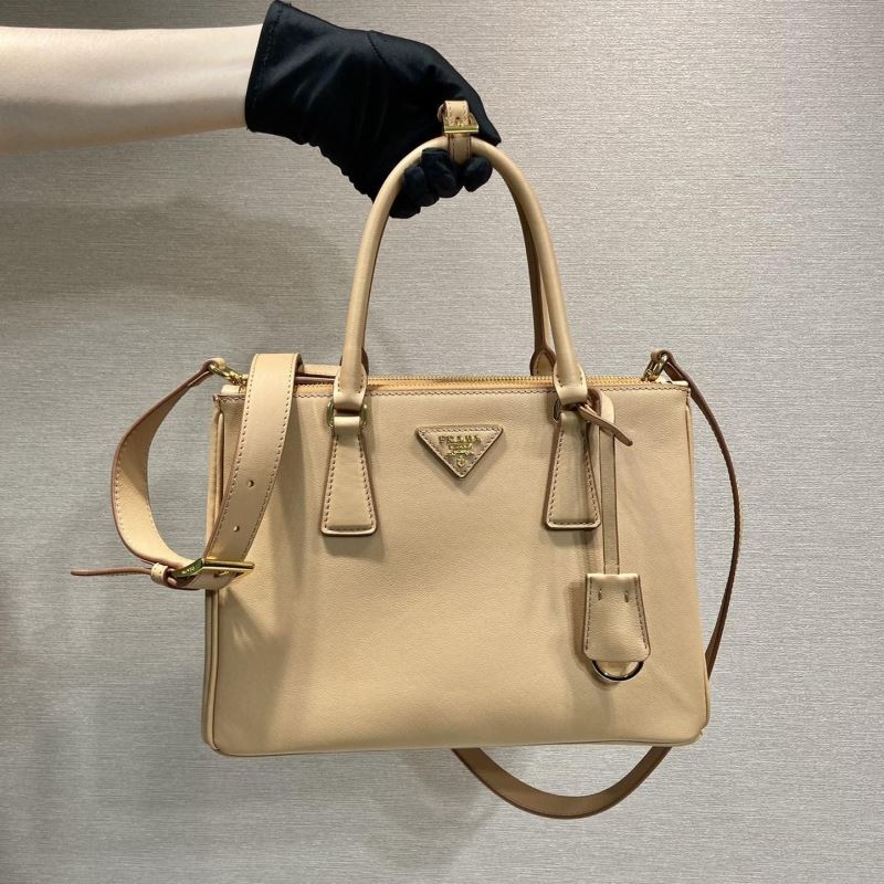 Pra*a top handle bags